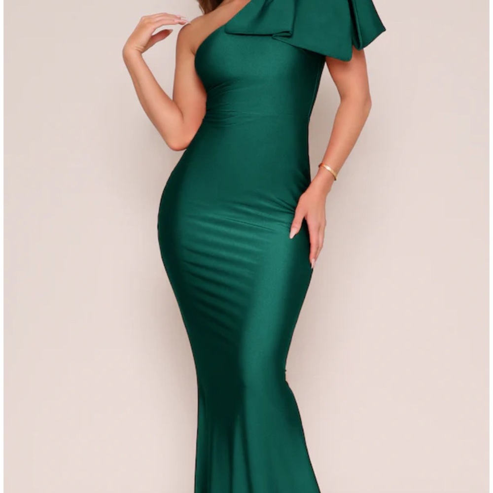 Moda Glam NWT Jersey Elegant Green One-Shoulder Dress